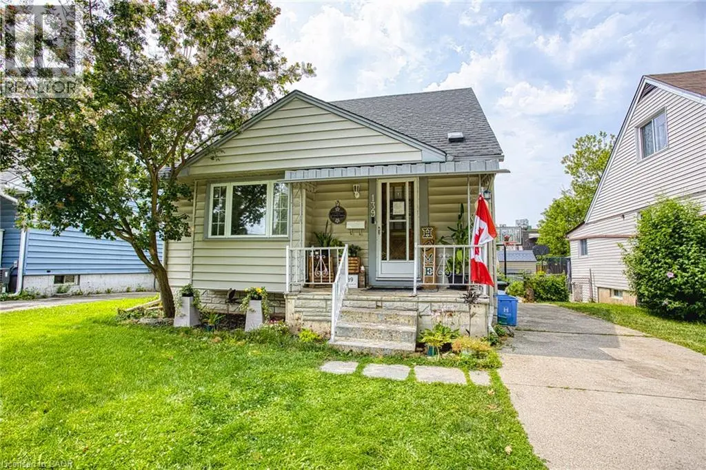 139 Glassco Avenue N, Hamilton